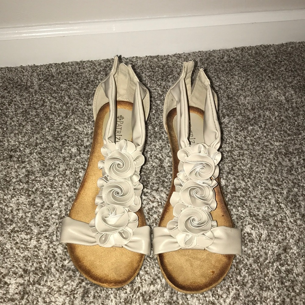 Patrizia by Spring Step Tan Floral Heels